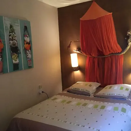 بيت للعطل Maison De Campagne Avec Jaccuzi A Bulles
